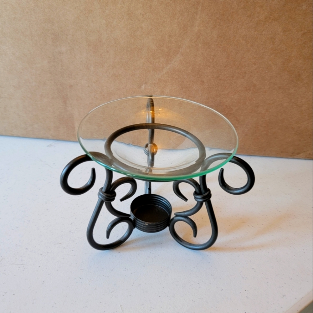 Scented wax candle warmer